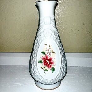 Vintage White Ceramic Floral Accent Vase with Pink Flower
